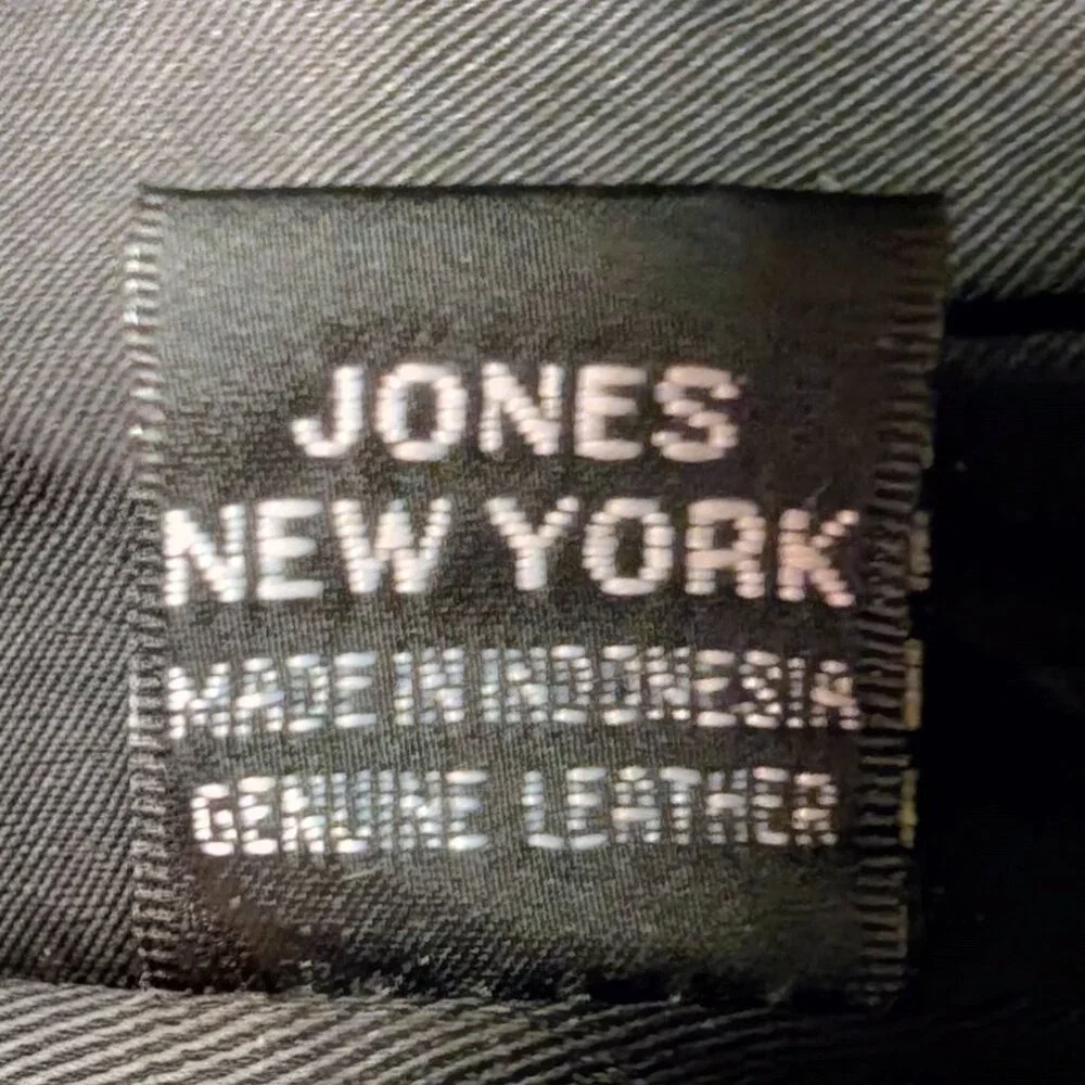 Jones New York Black Leather Satchel Bag Silver Chain Detail Y2K Medium